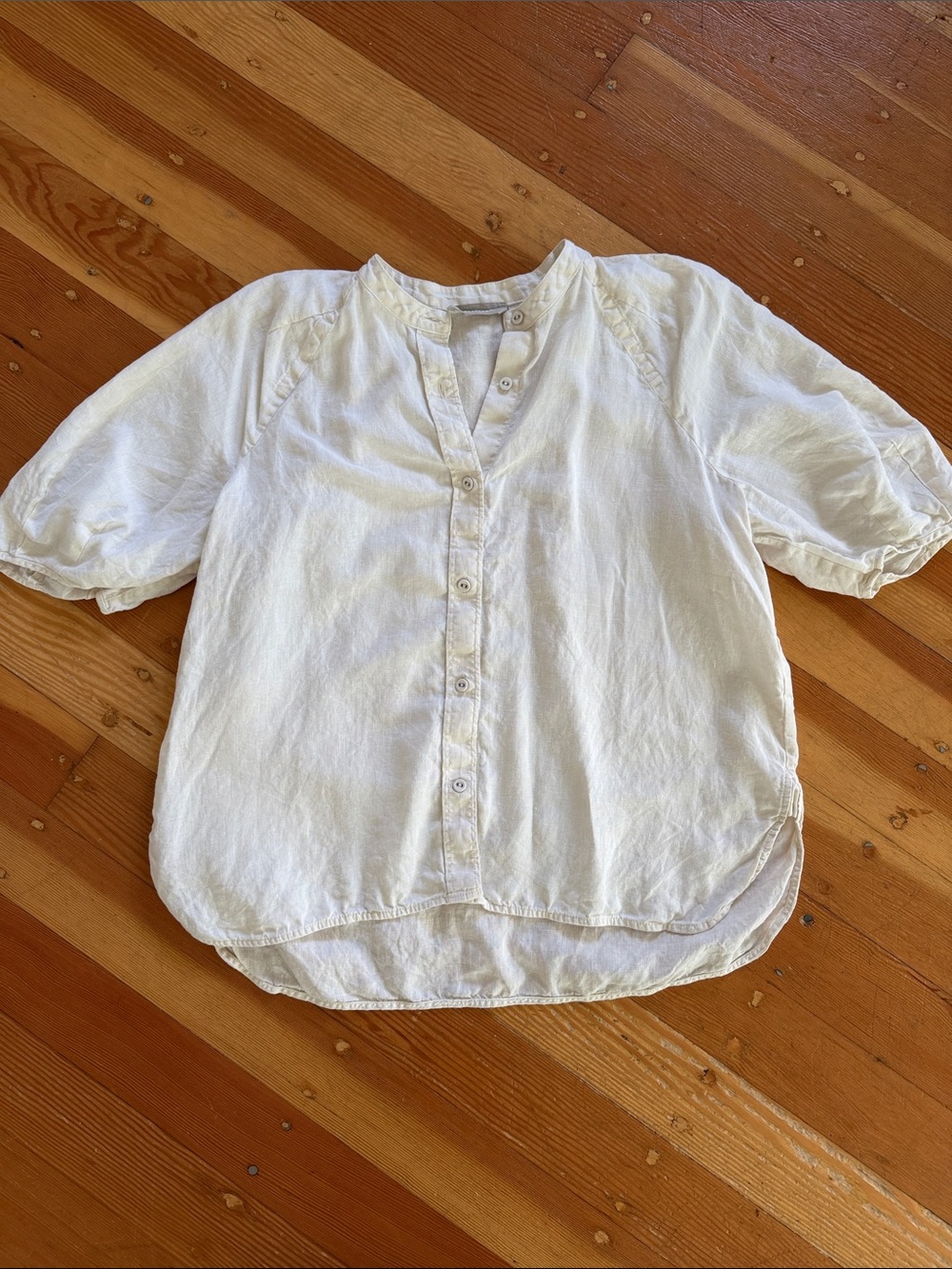 Everlane Cream Short Sleeve Button Down Top Medium